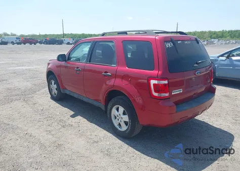 2012 Ford Escape Xlt z USA, uszkodzony, nr VIN 1FMCU9DG2CKC22752